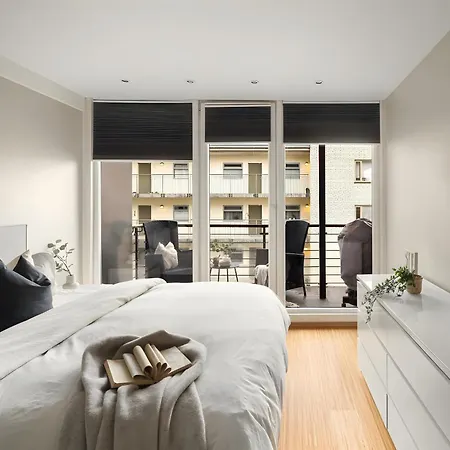 דירה Top-floor With Balcony And Sea View ברגן